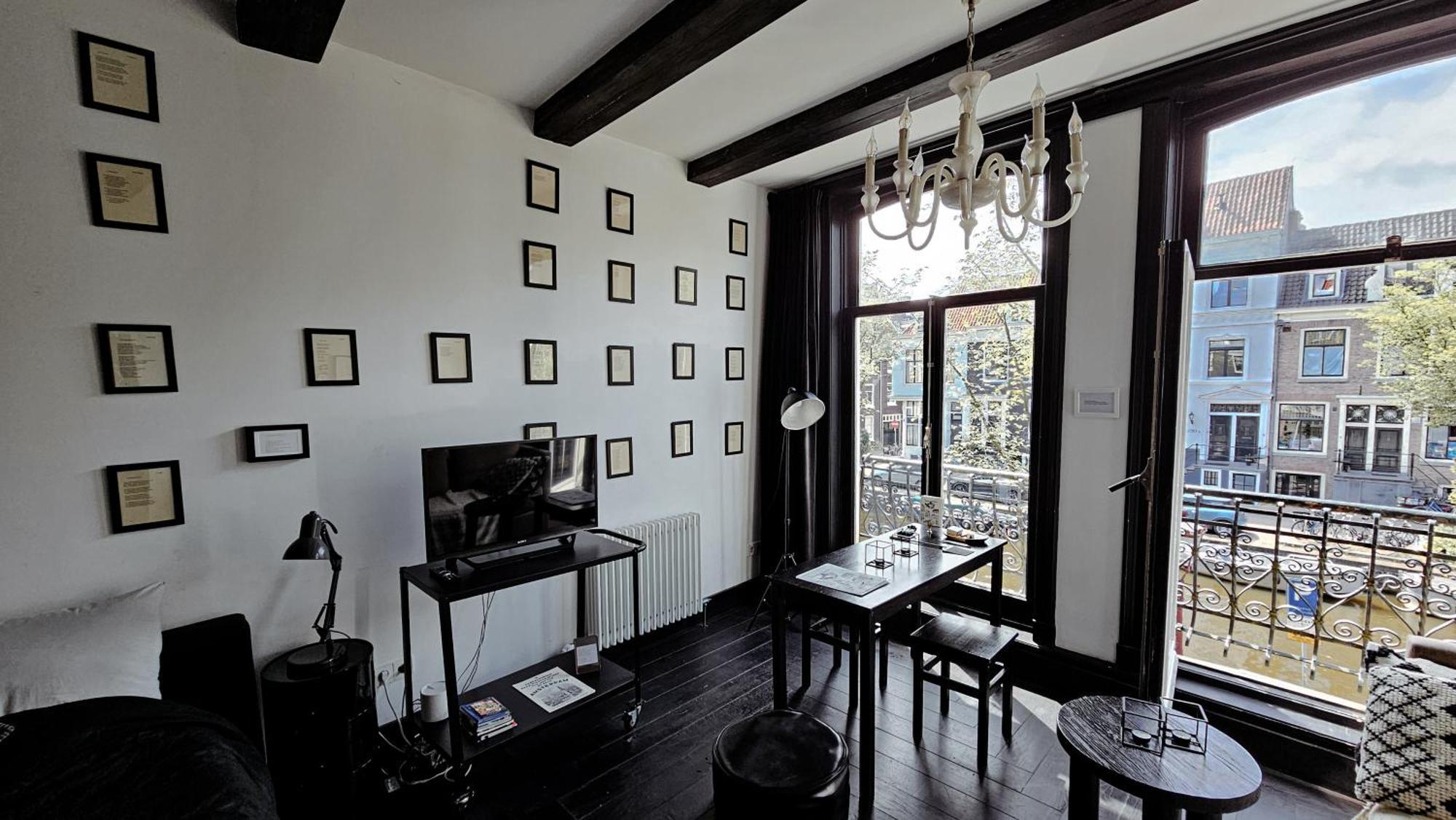 The Black Beauty Private Studio With Canal View From 1799 Amsterdam Zewnętrze zdjęcie